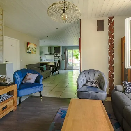 Vakantiehuis Maison Agreable Et Tranquille Gujan-Mestras