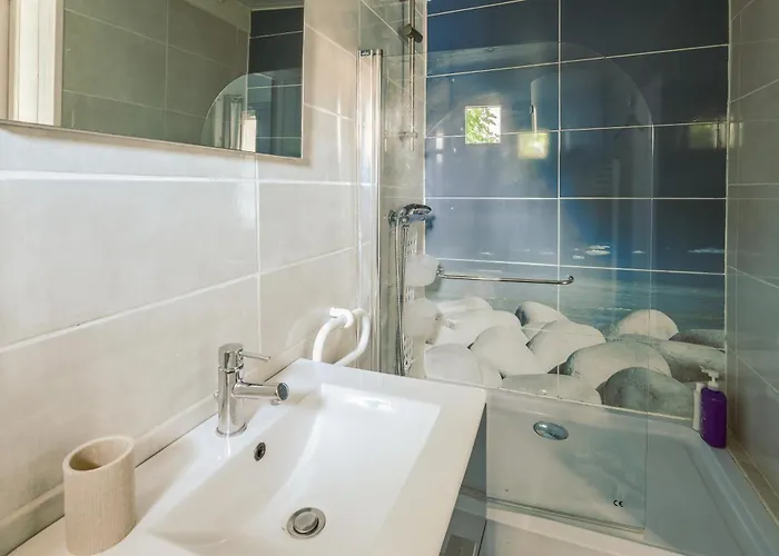 Semesterbostad Maison Agreable Et Tranquille *