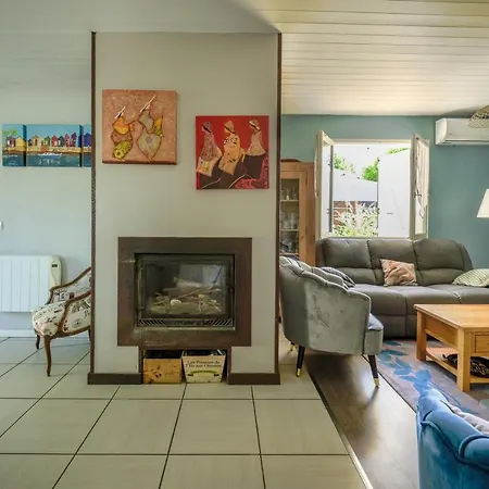 Prázdninový dům Maison Agreable Et Tranquille