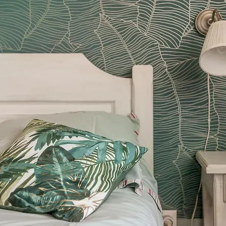 Дом отдыха Maison Agreable Et Tranquille Гюжан-Местрас