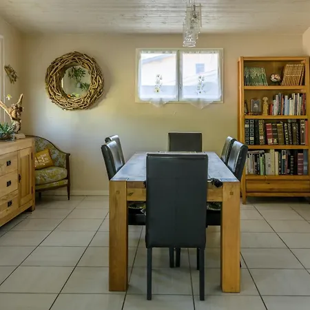 Holiday home Maison Agreable Et Tranquille Gujan-Mestras