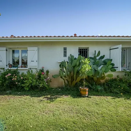 Maison Agreable Et Tranquille Holiday home